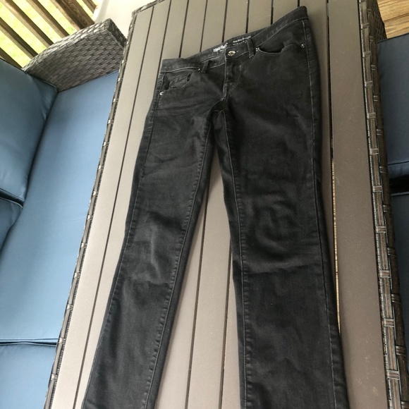 Mossimo Women's Black Jeans Mid-Rise Straight Leg (Size 27) (Size 4) - Picture 4 of 5